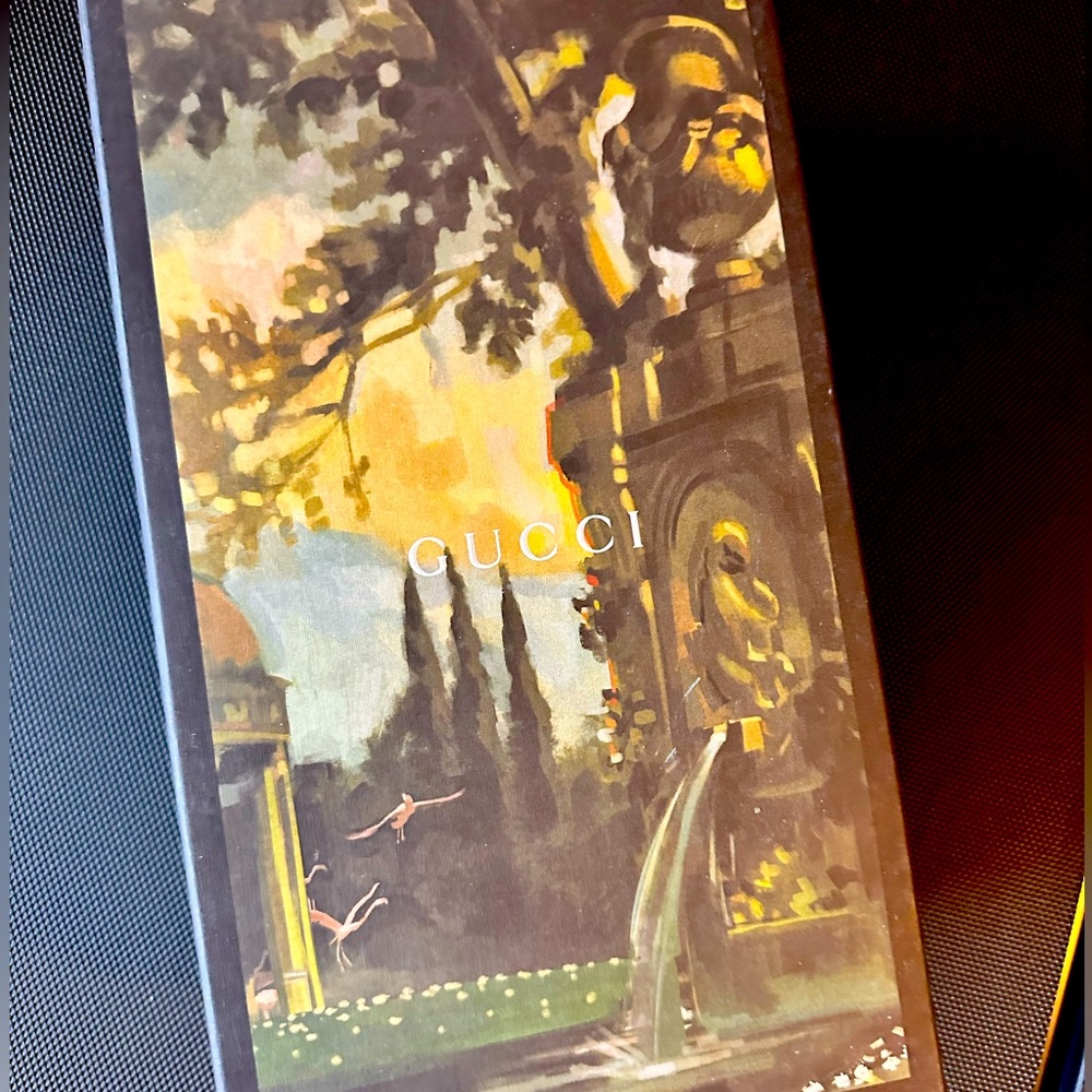 NIB Gucci bees and stars lace-up shoes